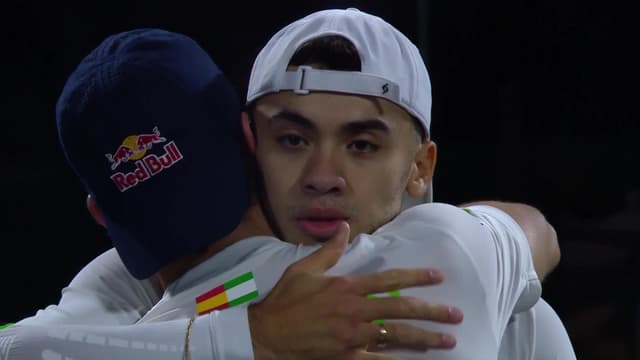 Navarro and Guerrero take the court