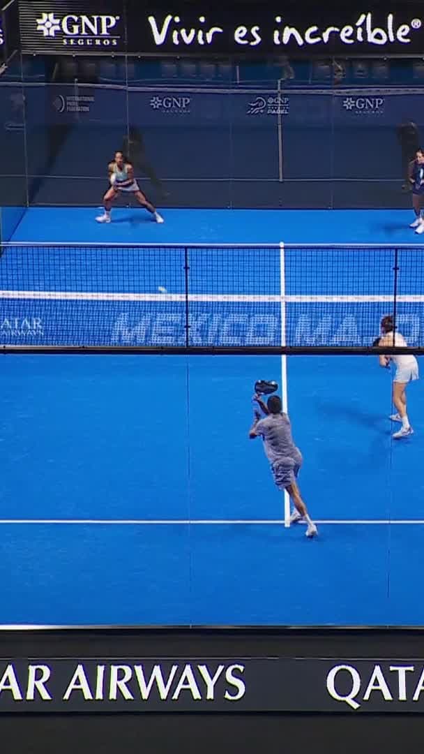 Superb volley from Marchetti wins a nice rally