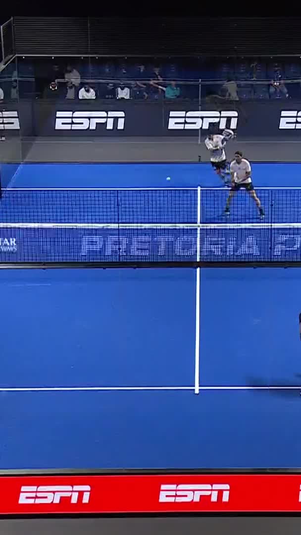 Gonzalez with a great backhand volley