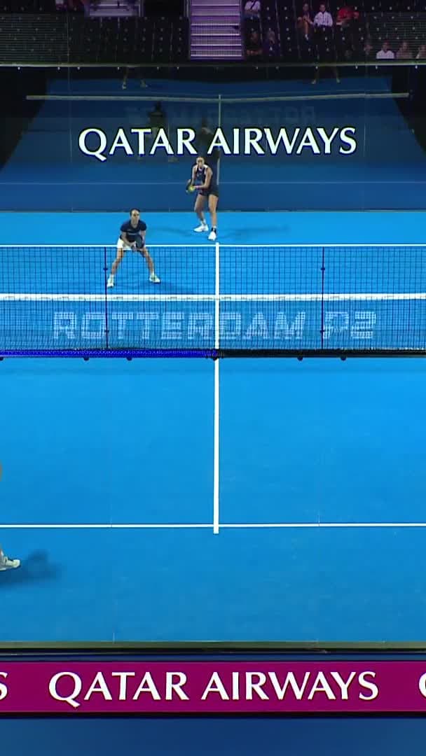 Iglesias volleys a winner