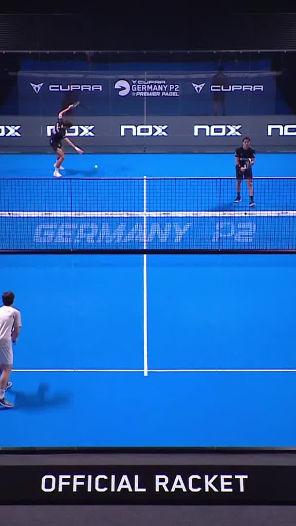 Coello hits a volley